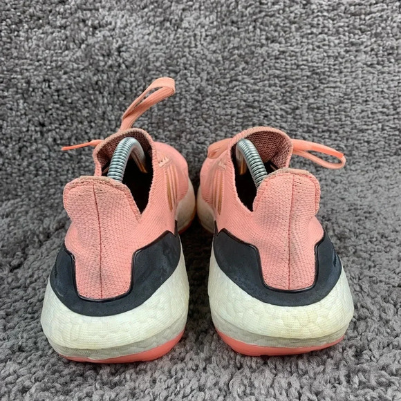 UltraBoost 22 Heat.RDY Womens Size 8.5 Coral Flash Orange Pink Running Shoes - Picture 2 of 8